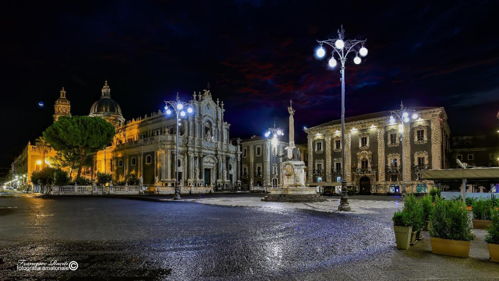 Clemente House Catania Centro Meravigliosa Camera Matrimoniale Exterior photo